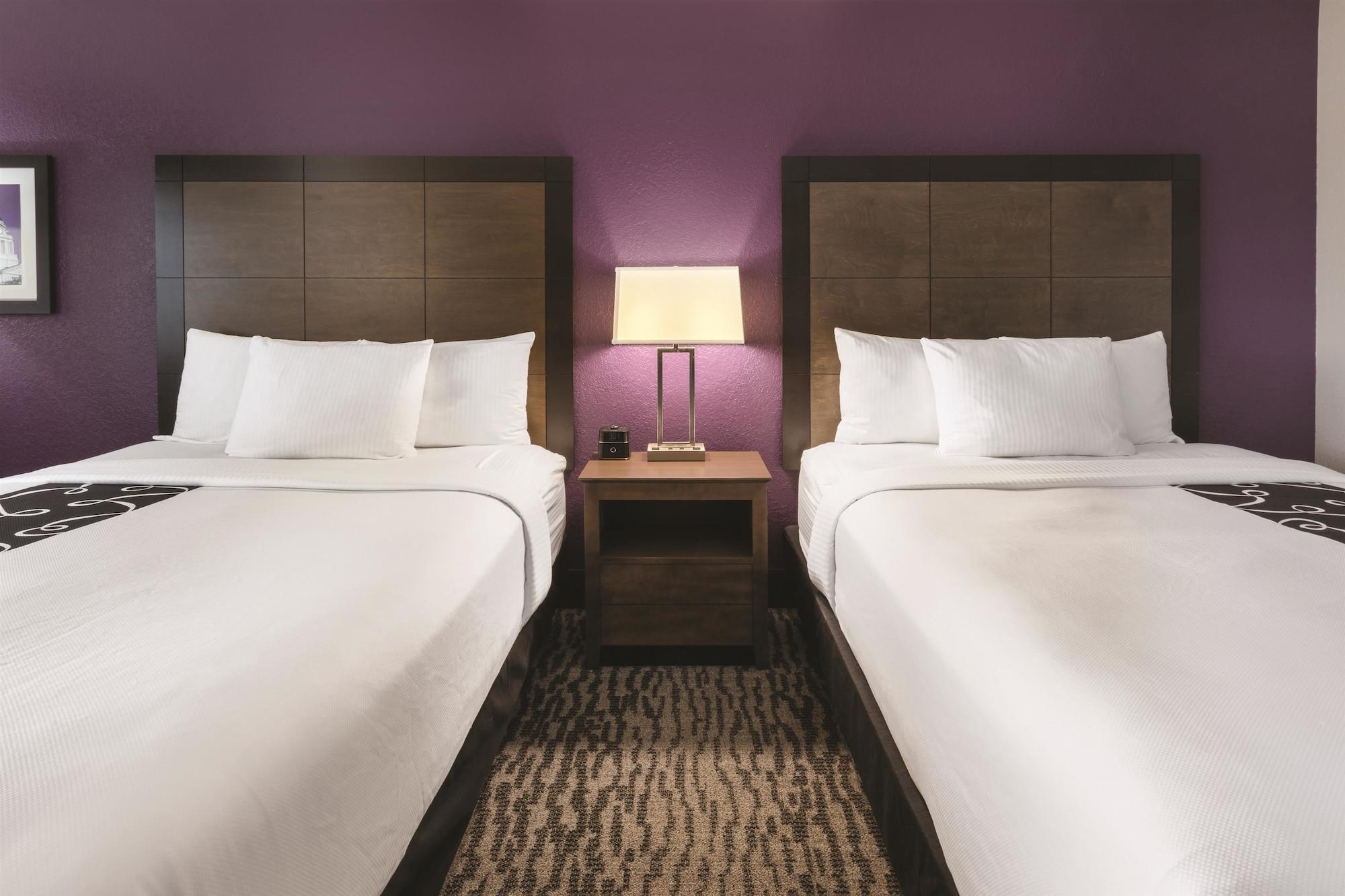 La Quinta Inn And Suites By Wyndham Elkhart Exterior foto