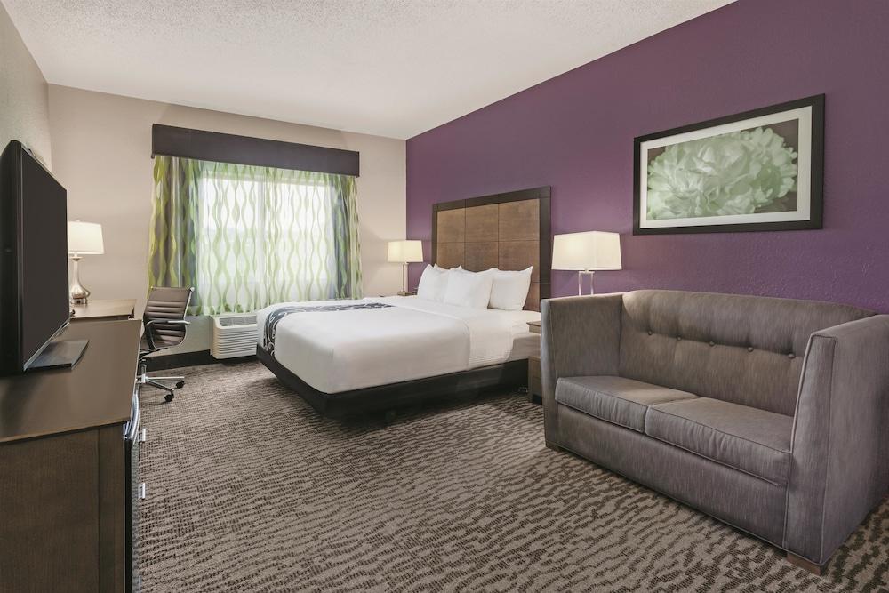La Quinta Inn And Suites By Wyndham Elkhart Exterior foto