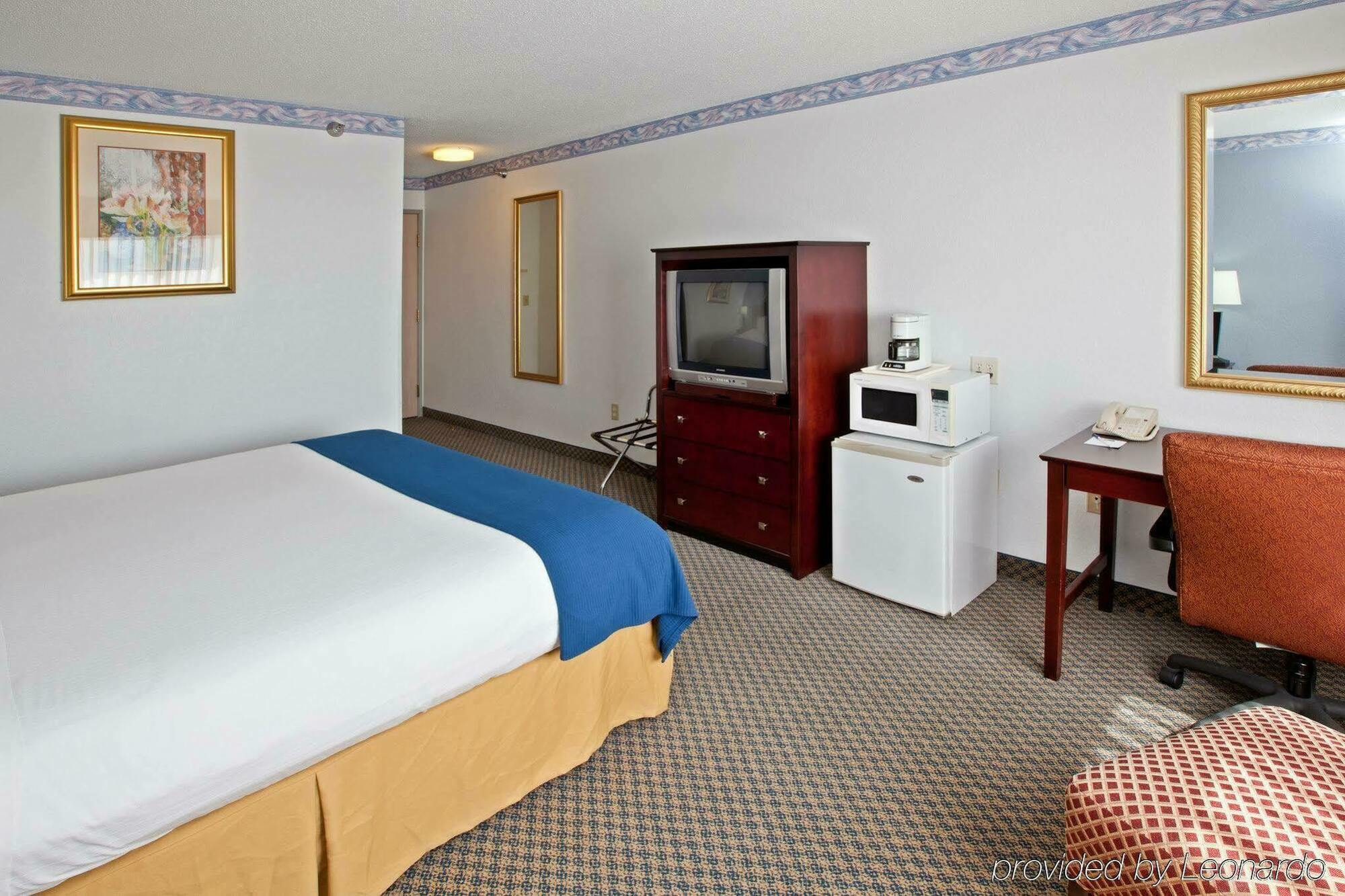 La Quinta Inn And Suites By Wyndham Elkhart Exterior foto